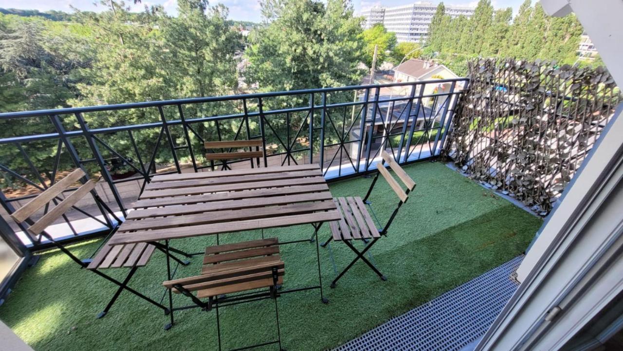 Апартаменты Flat For 6 Persons 10 Minutes From Cdg Airport Ле-Блан-Мениль Экстерьер фото